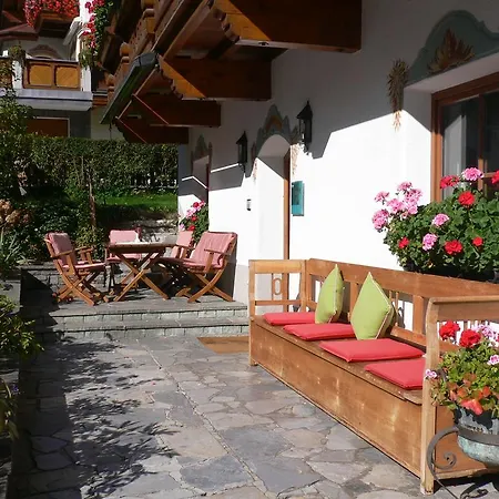 Sportpension Elisabeth Inkl Sommercard Stubai Super Card